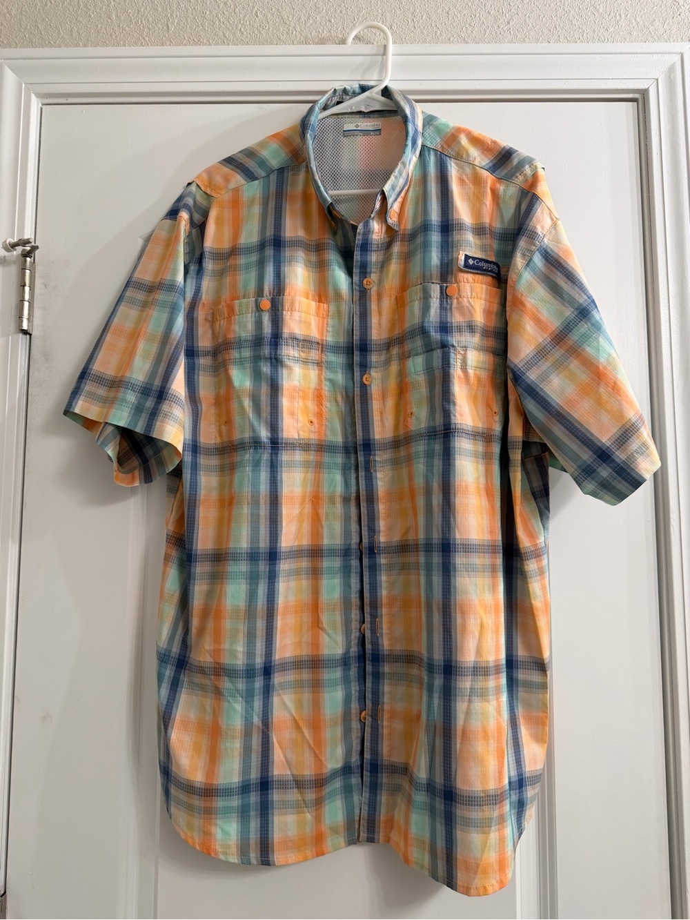 Columbia Men’s PFG Peach, Blue, & Teal Plaid Short Sleeve Button-Up